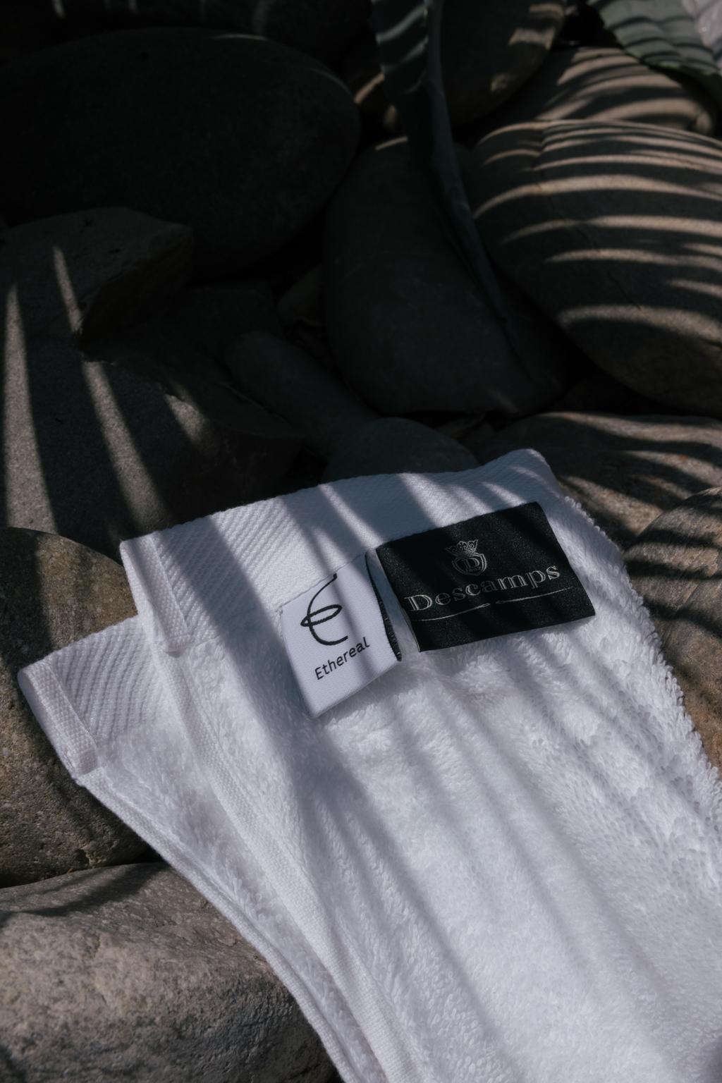 Descamps X Ethereal Bath Towel 30*30 cm